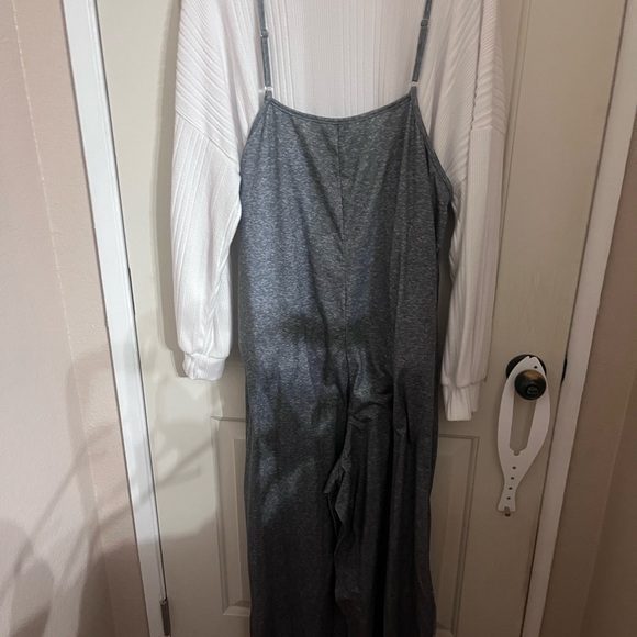 SHEIN Gray Jumpsuit - Picture 3 of 5
